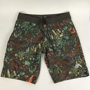 RVCA men’s graphic print board shorts 34